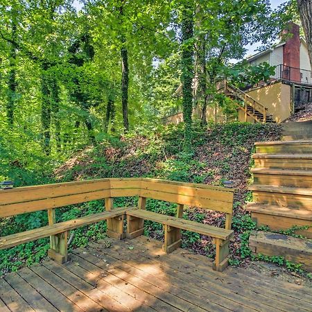 Spacious Georgia Getaway With Dock On Lake Lanier! Gainesville Bagian luar foto